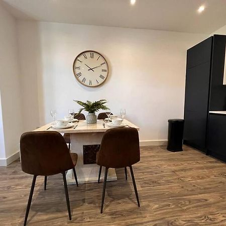 Star London Finchley Road 1-Bed Sanctuary Apartment Exterior photo